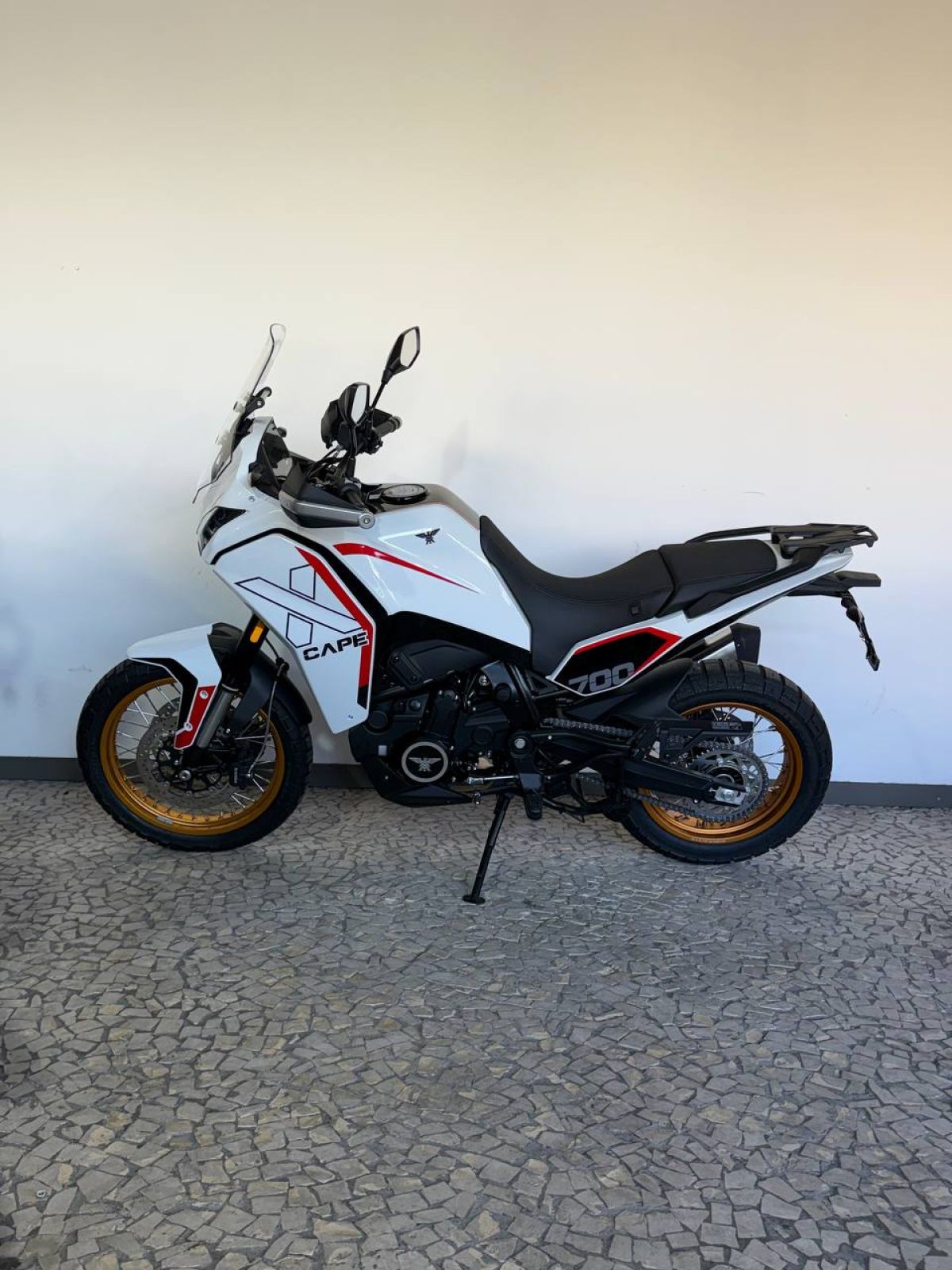 Thumbnail 4 - Moto Morini XCAPE 700 GOLD EDITION