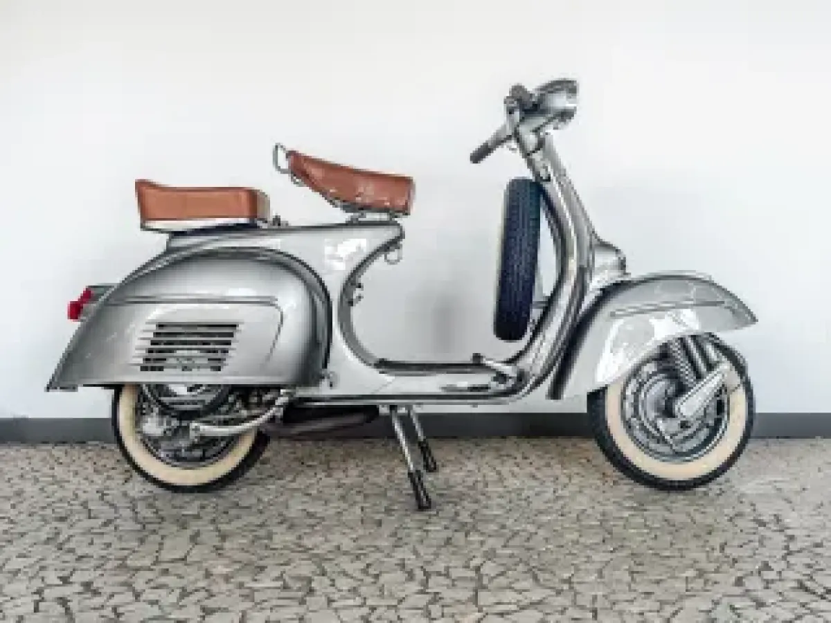Thumbnail 5 - Vespa 150