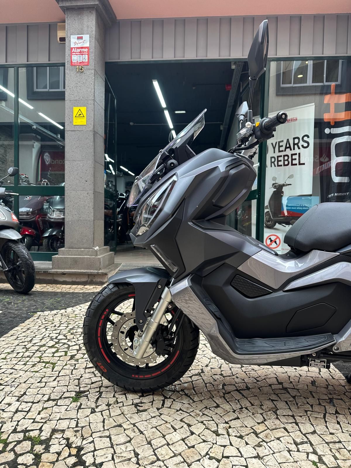 Thumbnail 11 - Mitt 125 ADV