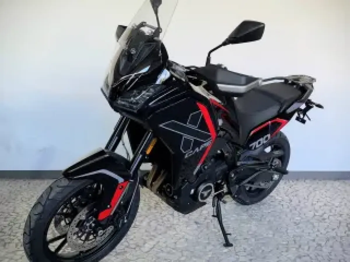Thumbnail 3 - Moto Morini XCAPE 700