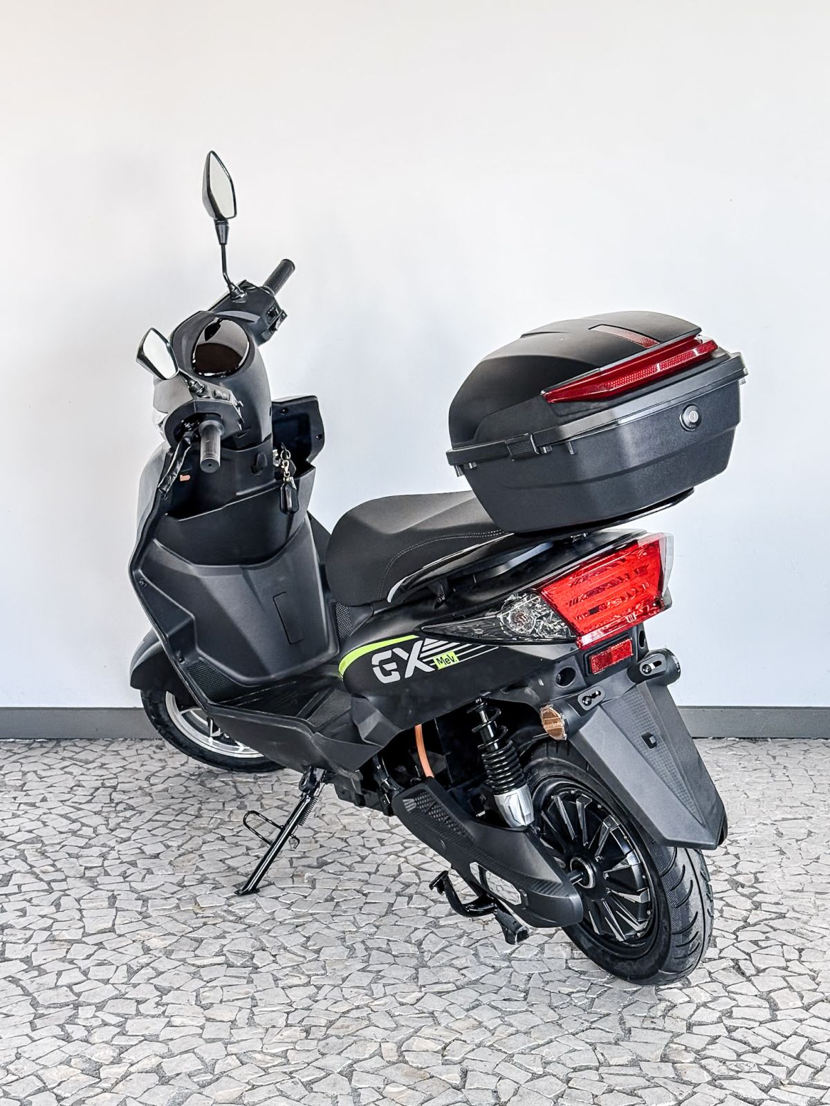 Thumbnail 3 - MeV GX