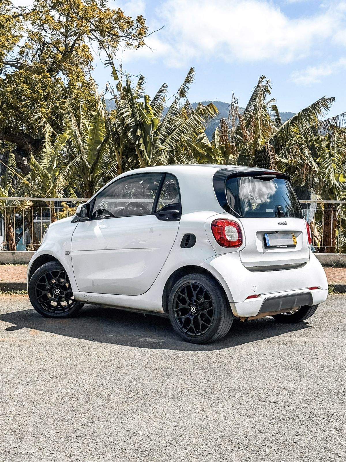 Thumbnail 3 - Smart Fortwo
