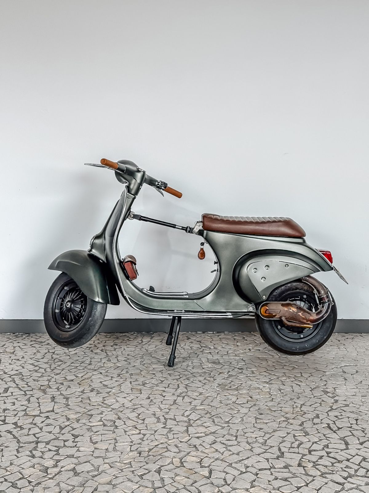 Thumbnail 4 - Vespa 50