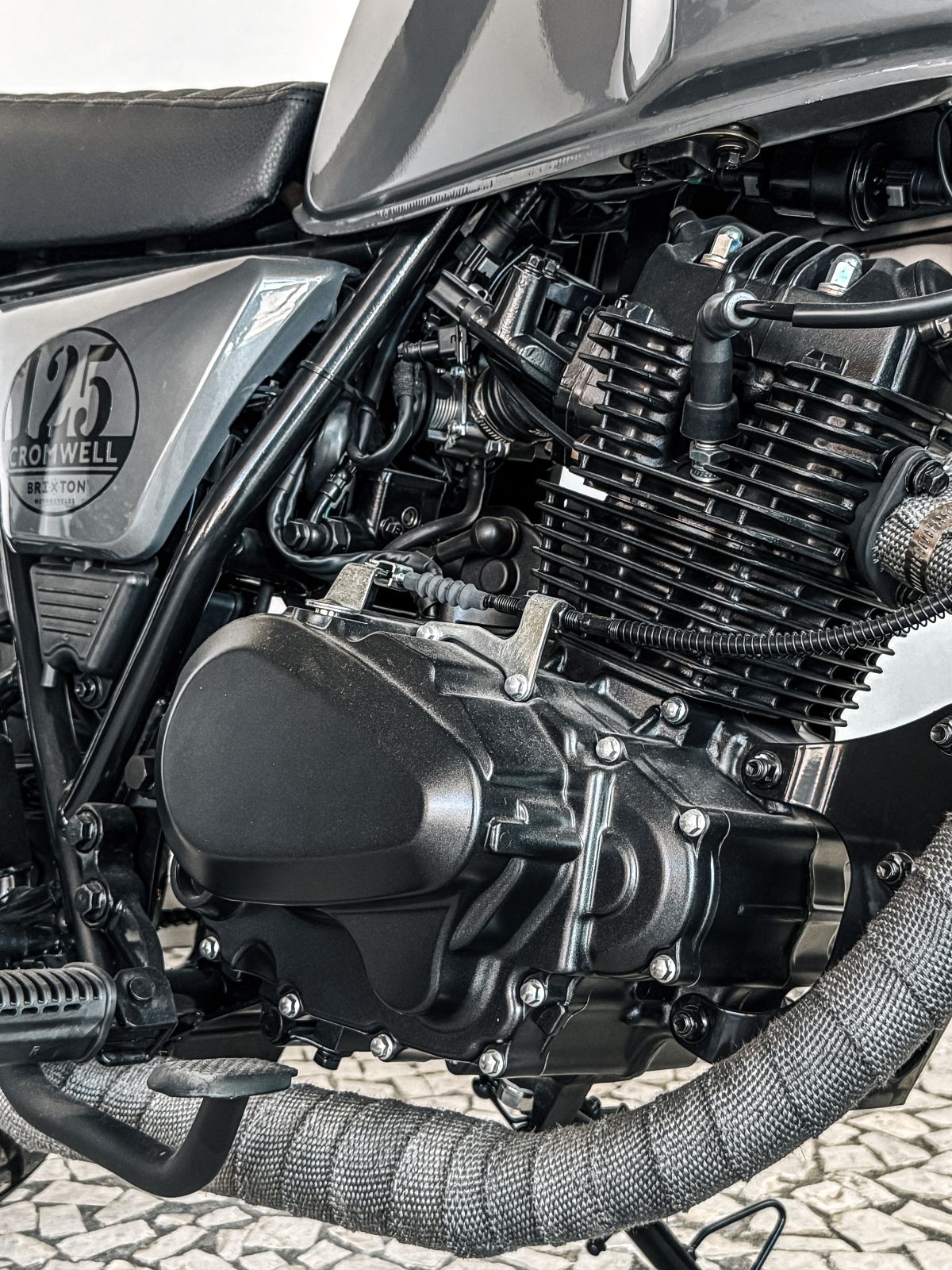 Thumbnail 10 - Brixton Cromwell 125 abs