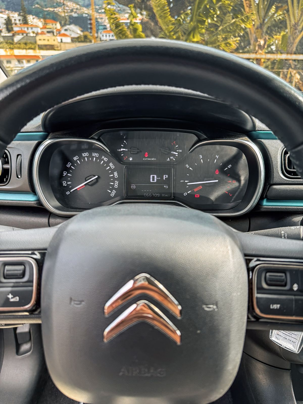 Thumbnail 3 - Citroen C3