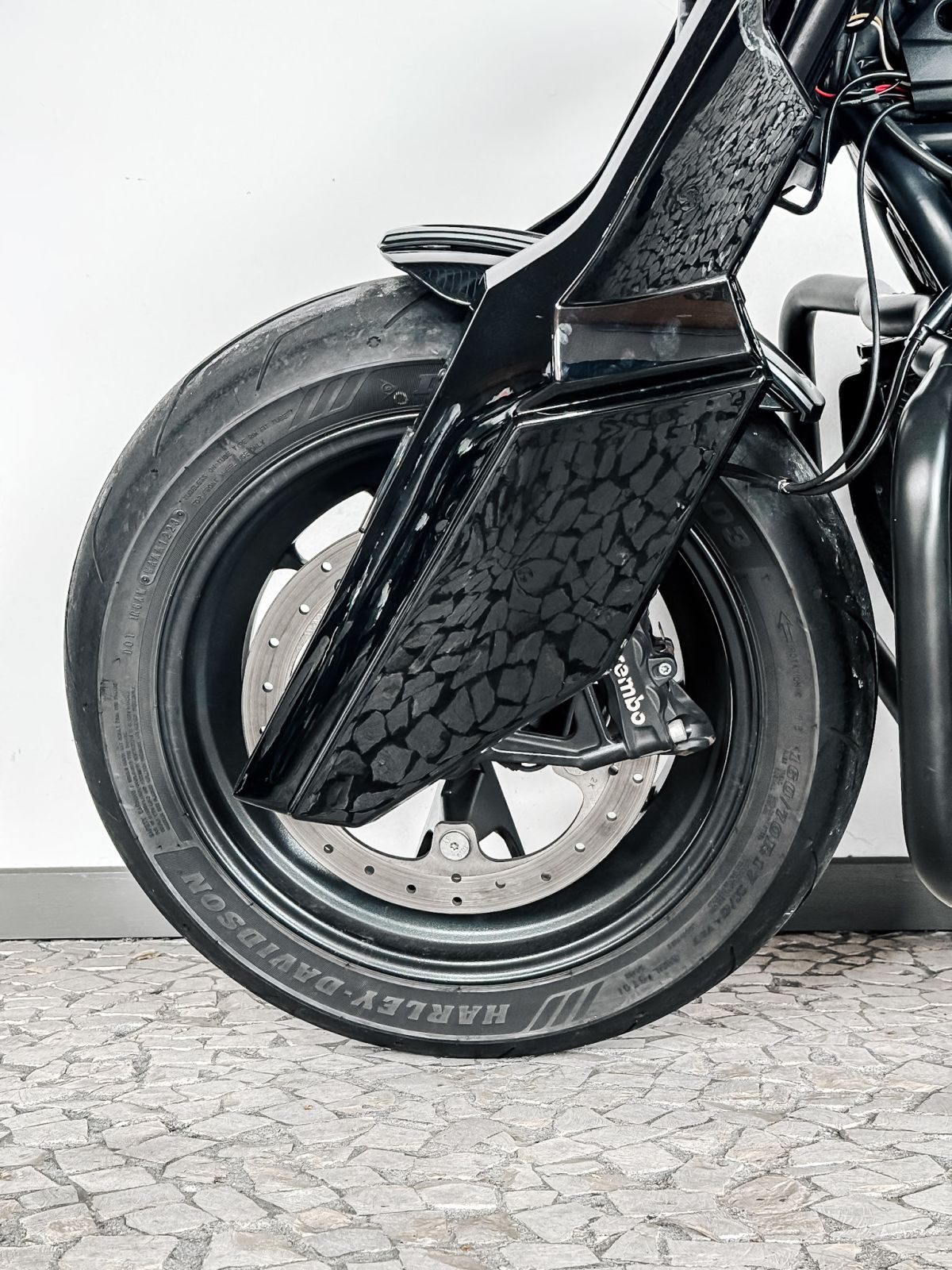 Thumbnail 2 - Harley Davidson Sportster S