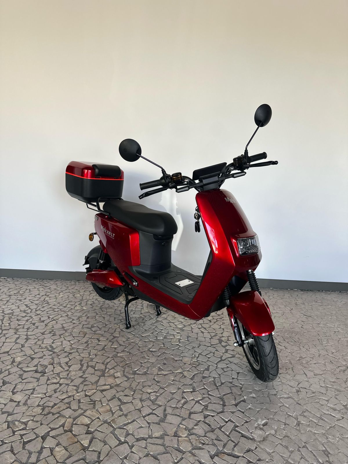 Thumbnail 6 - MeV XN LT