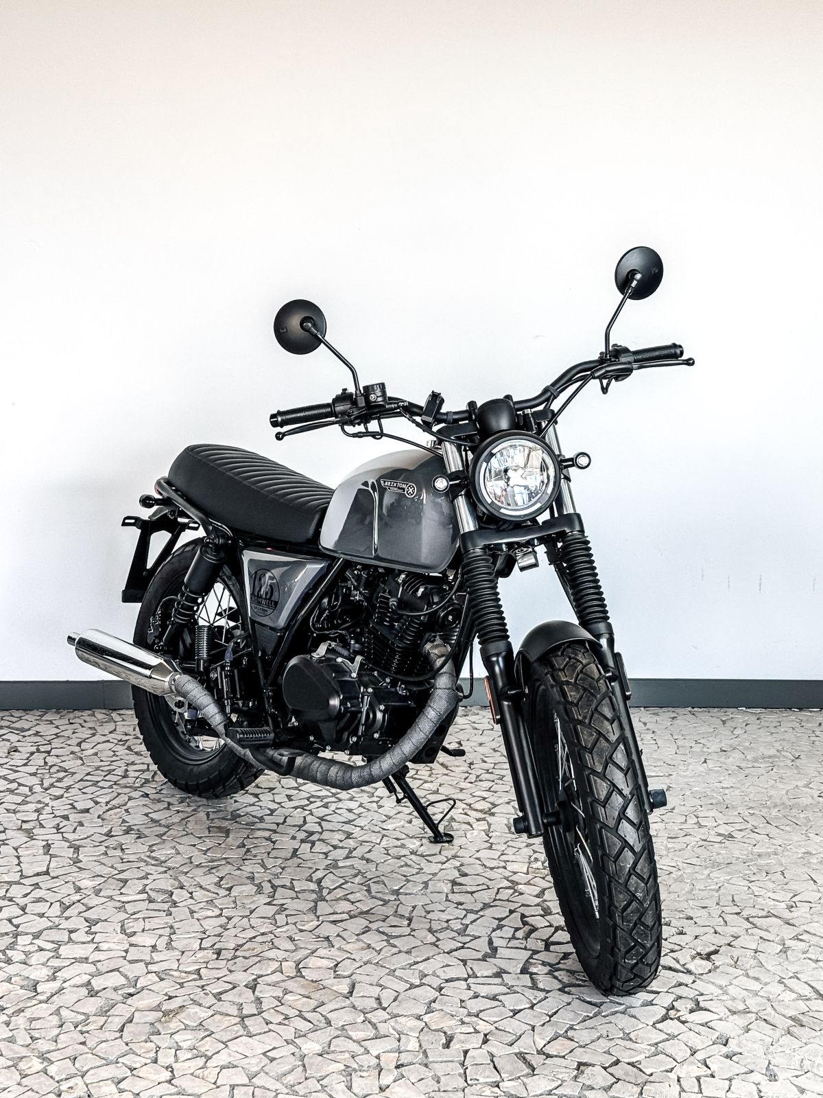 Thumbnail 4 - Brixton Cromwell 125 abs