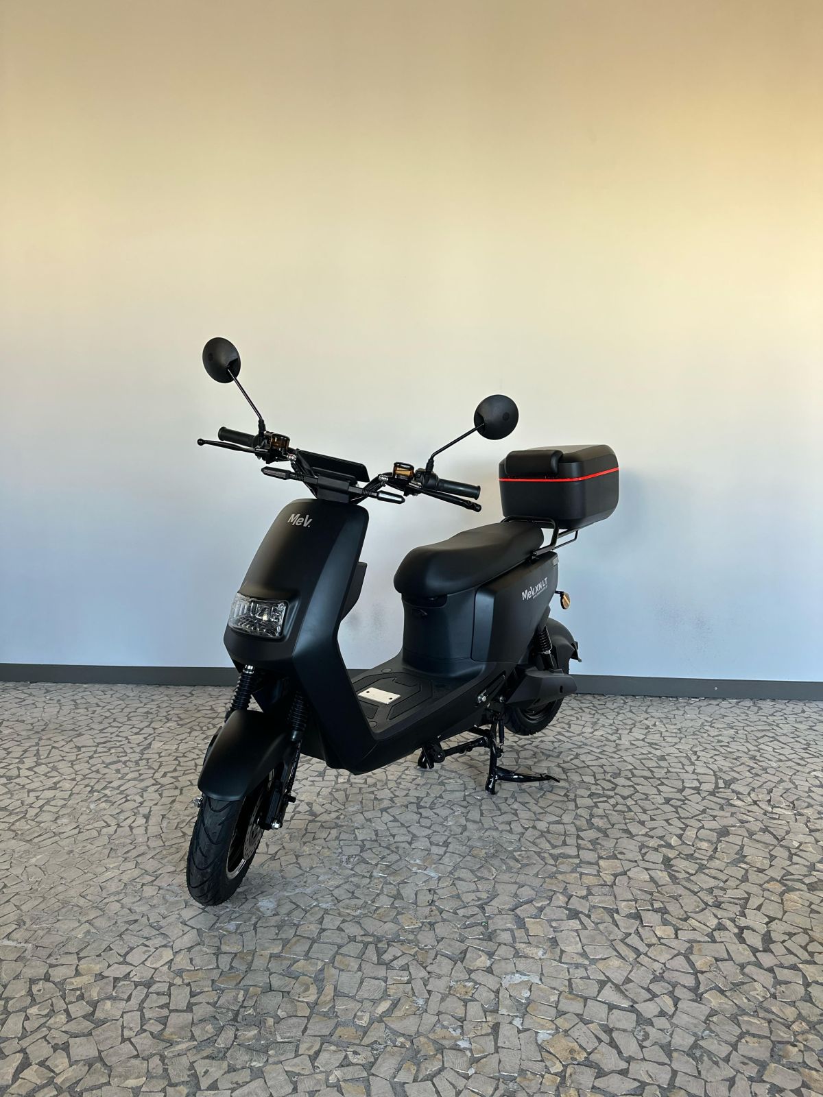 Thumbnail 2 - MeV XN LT