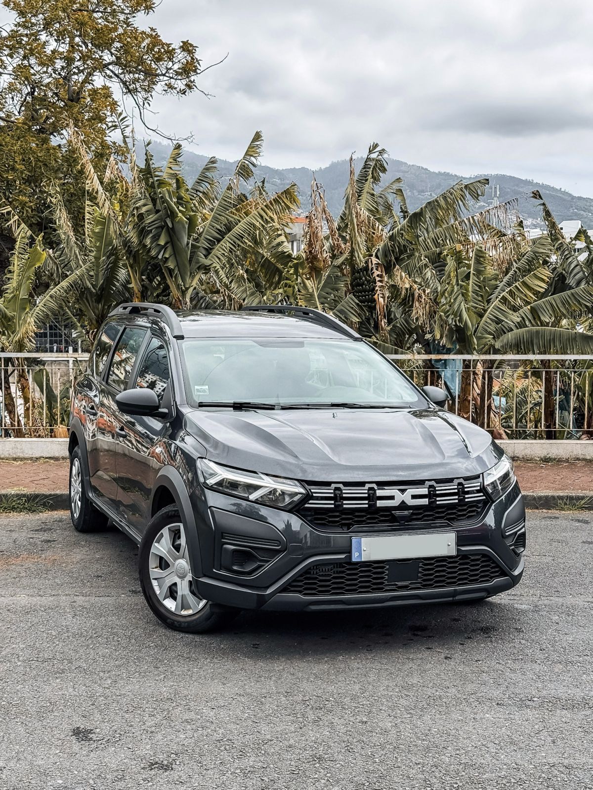 Thumbnail 9 - Dacia Jogger