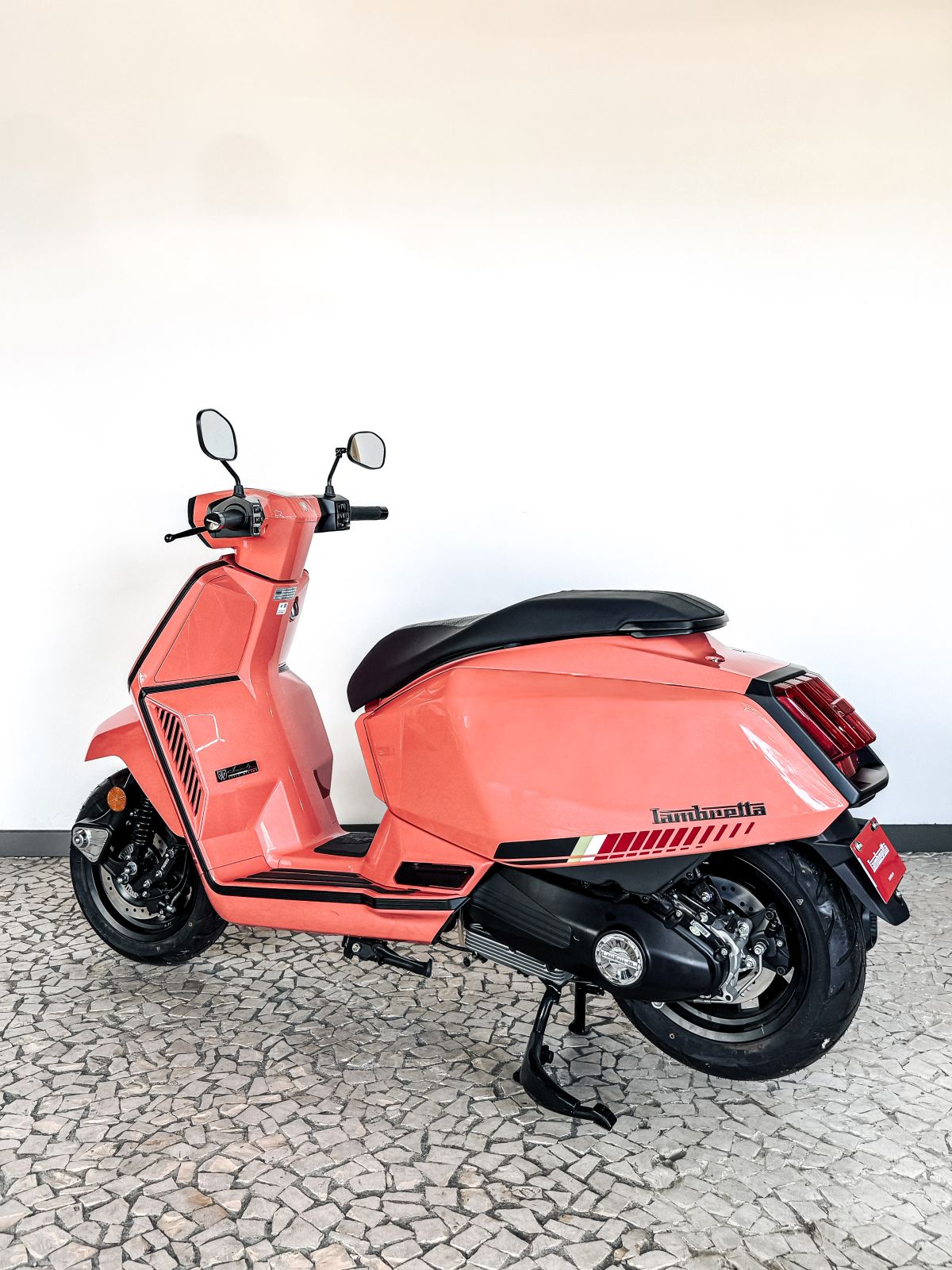 Thumbnail 4 - Lambretta X 125