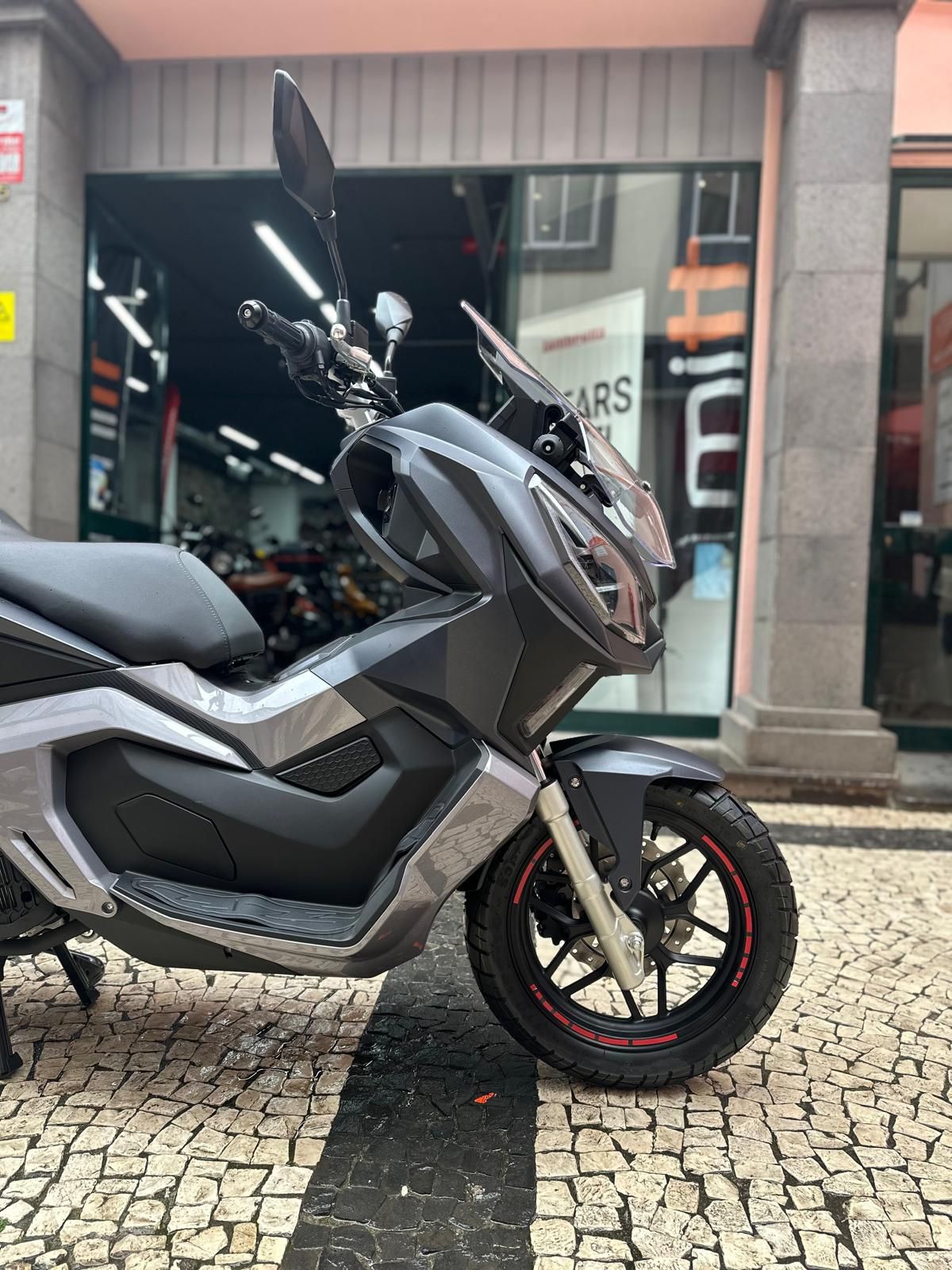 Thumbnail 6 - Mitt 125 ADV