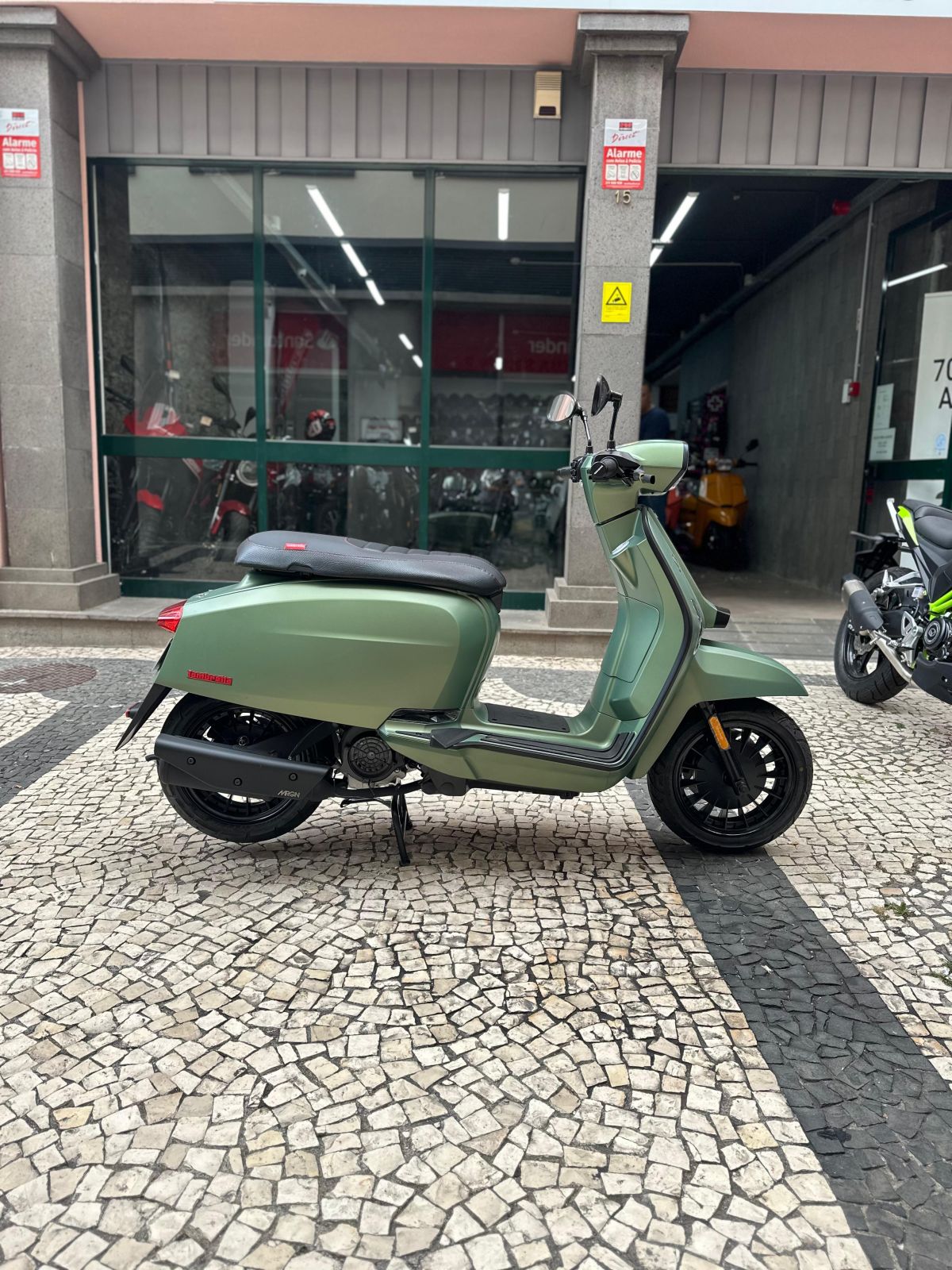 Thumbnail 3 - Lambretta V125 Special