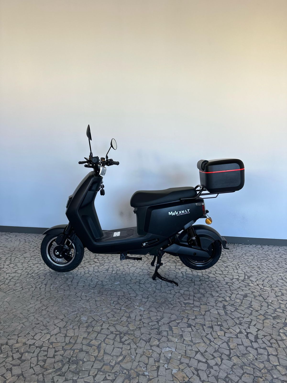 Thumbnail 5 - MeV XN LT