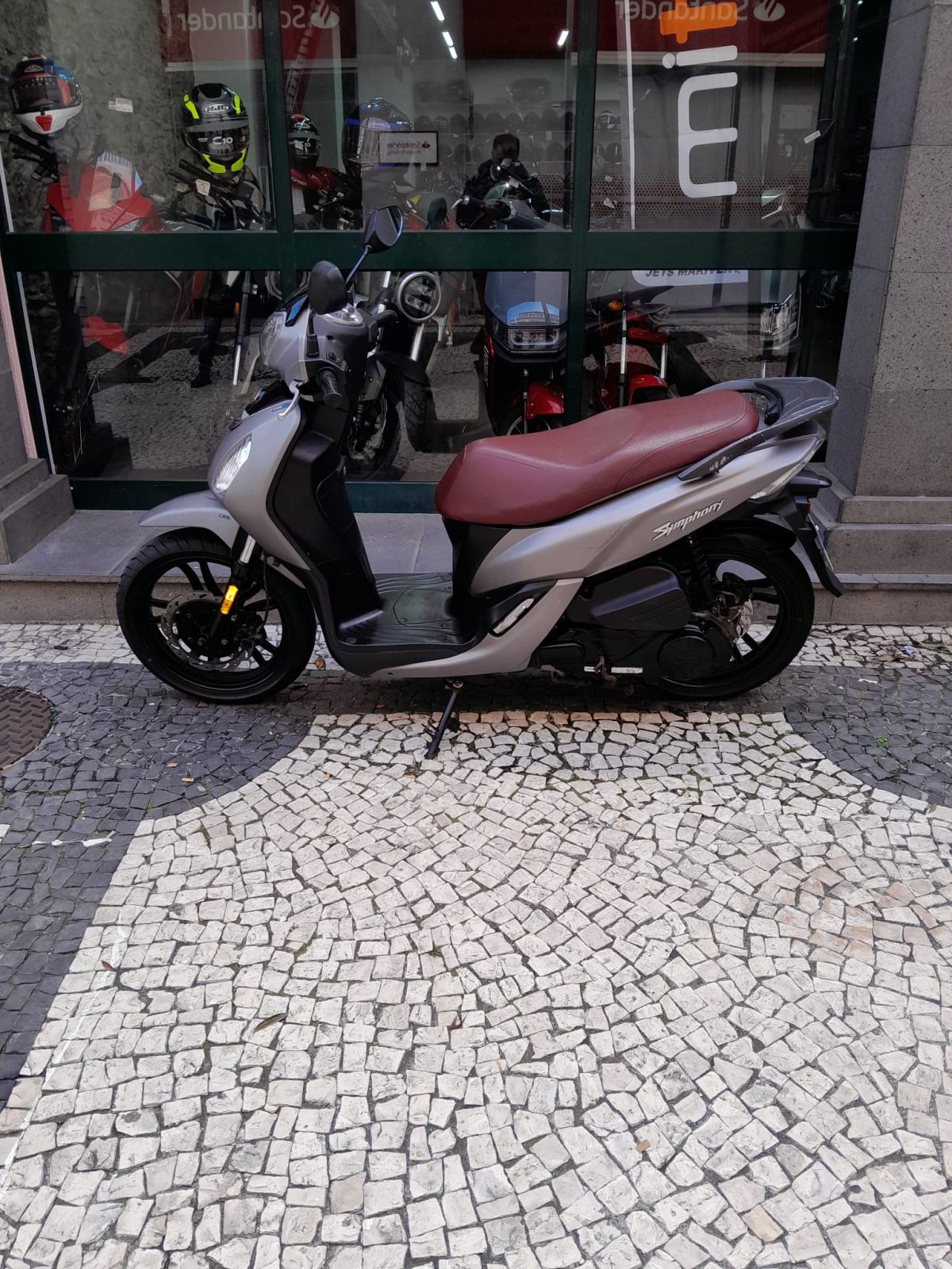 Thumbnail 13 - Sym Symphony