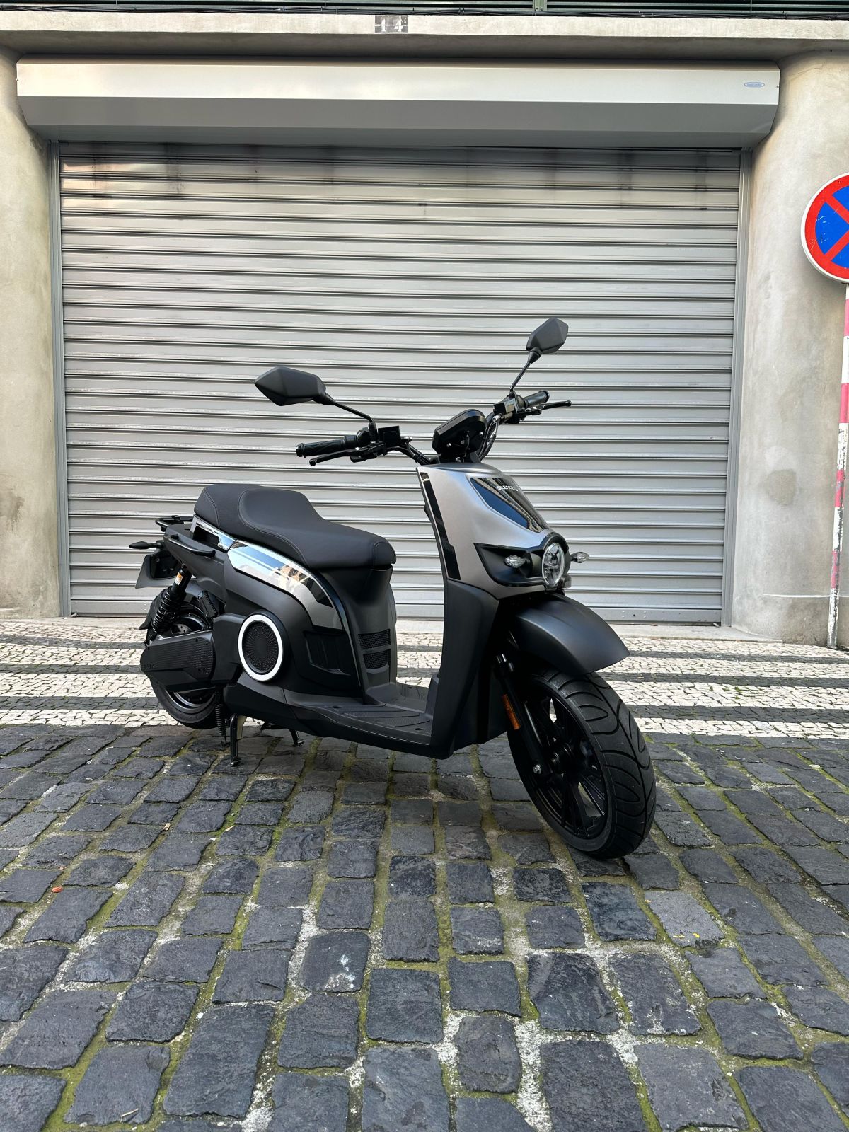 Thumbnail 2 - Silence Silence S02