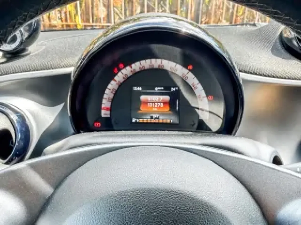 Thumbnail 9 - Smart Fortwo