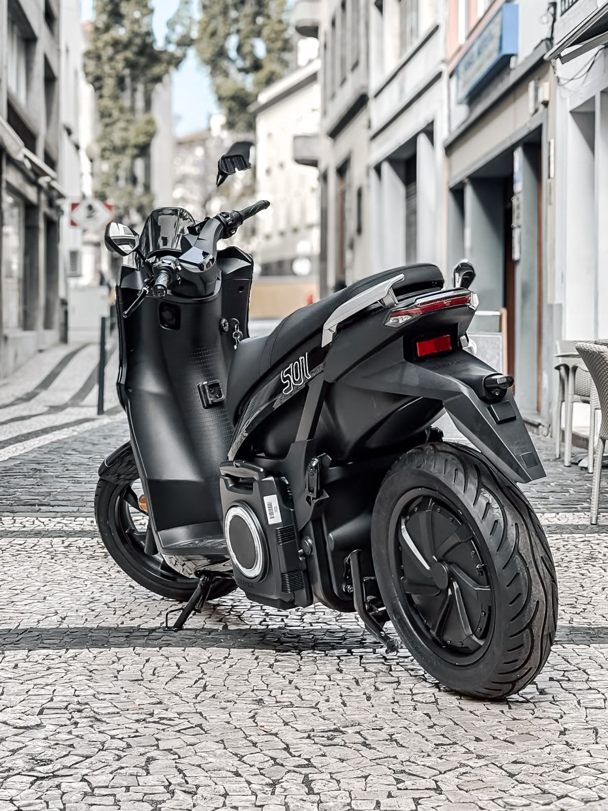 Thumbnail 2 - Silence Silence S01