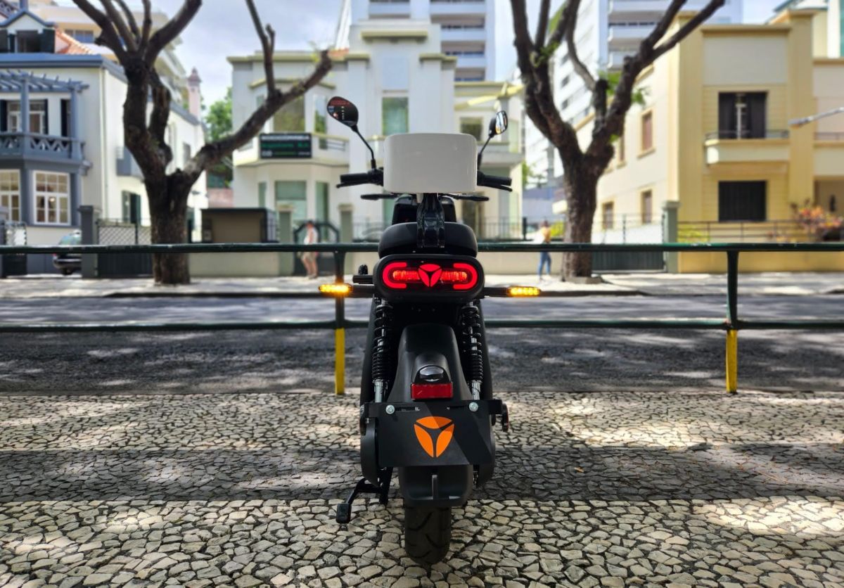 Thumbnail 5 - Yadea Y1S