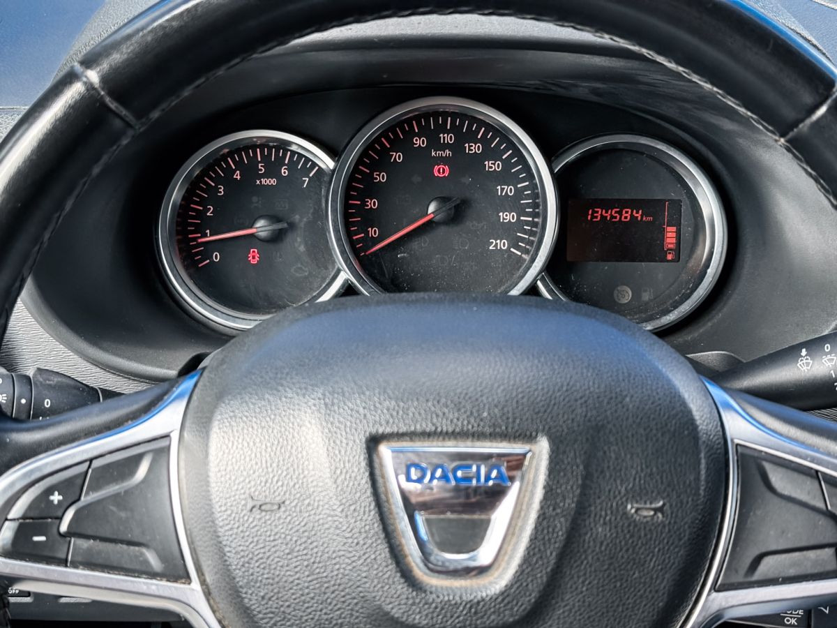 Thumbnail 2 - Dacia Lodgy