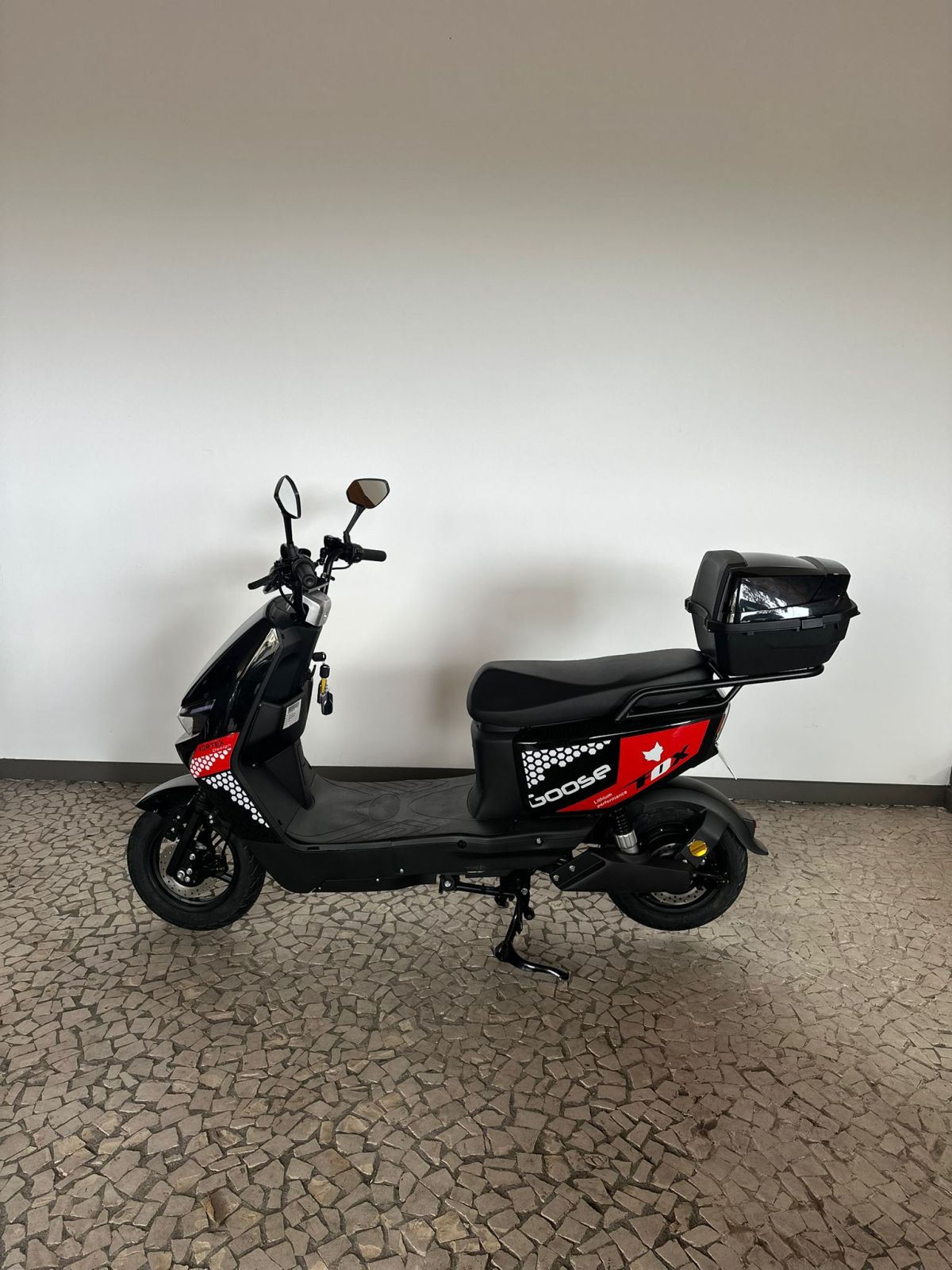 Thumbnail 4 - Vortex Goose Fox