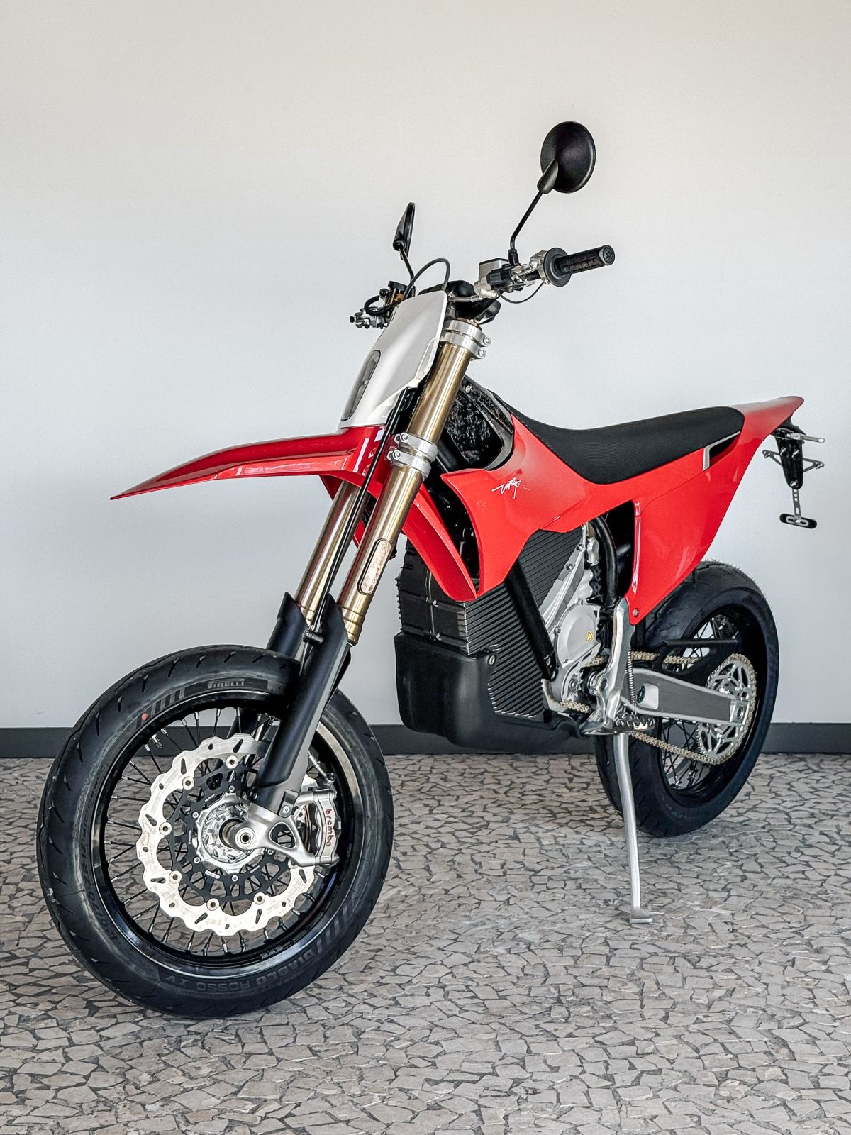 Thumbnail 3 - Stark SM