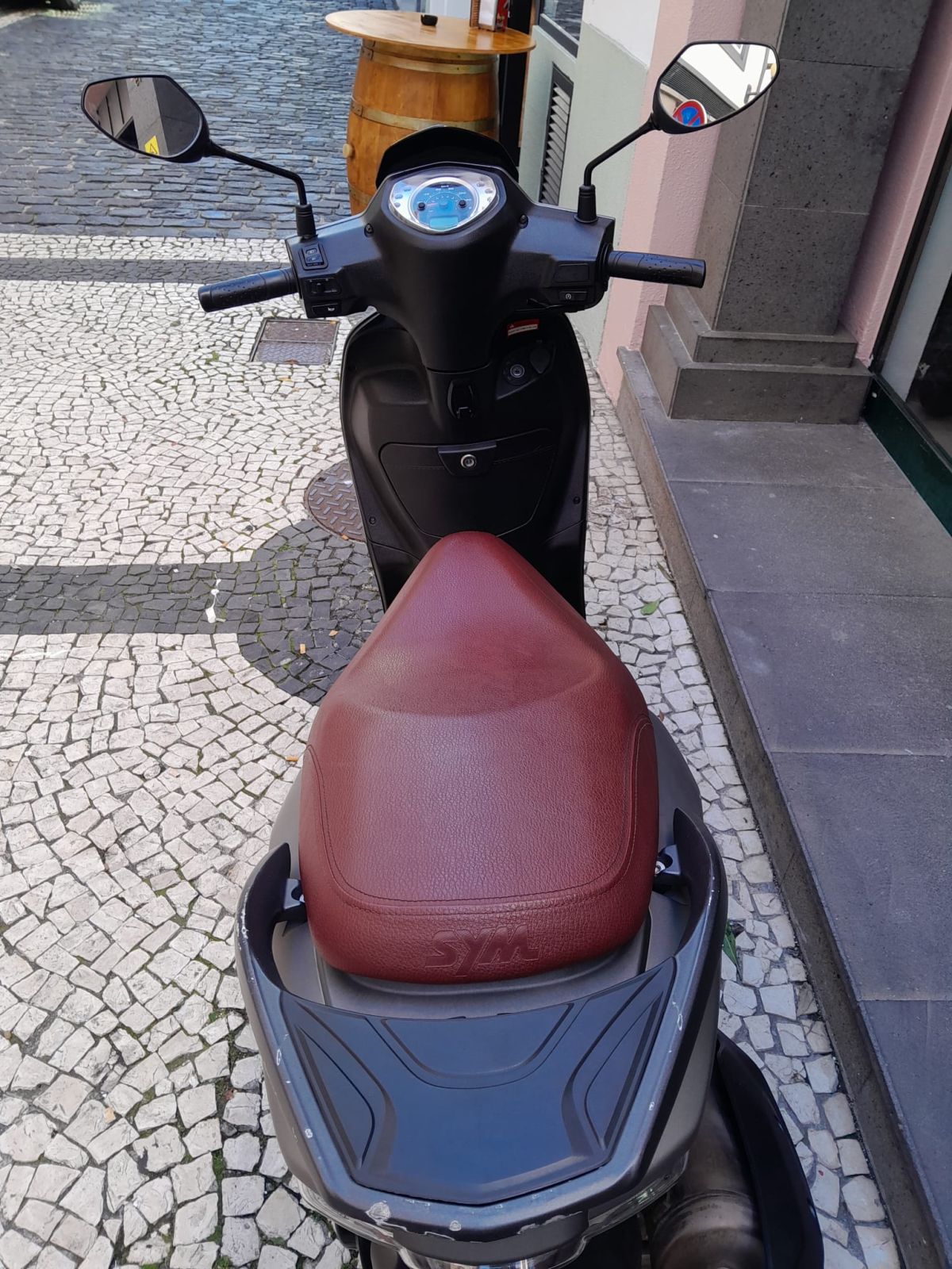 Thumbnail 10 - Sym Symphony