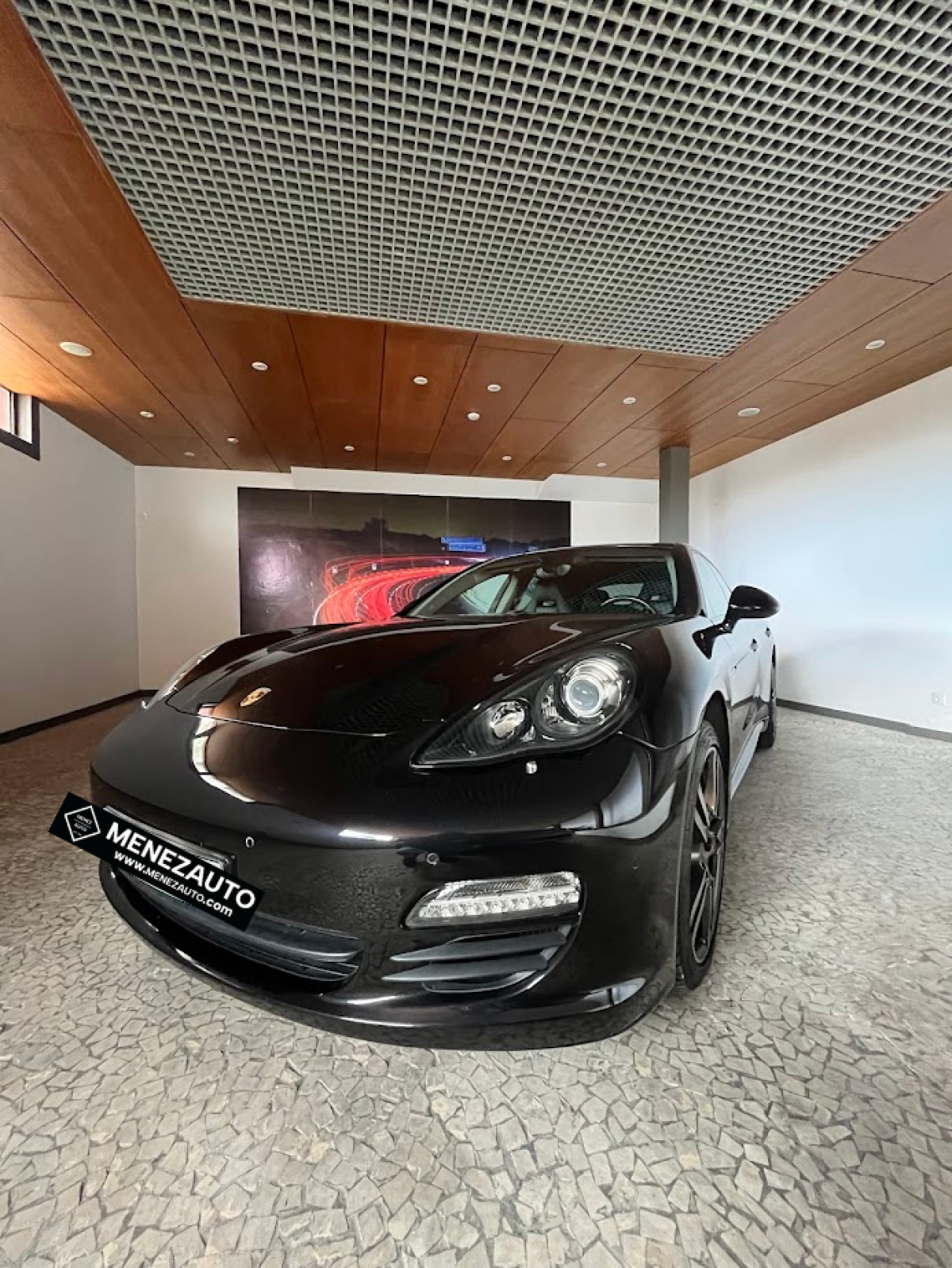 Thumbnail 2 - Porsche Panamera