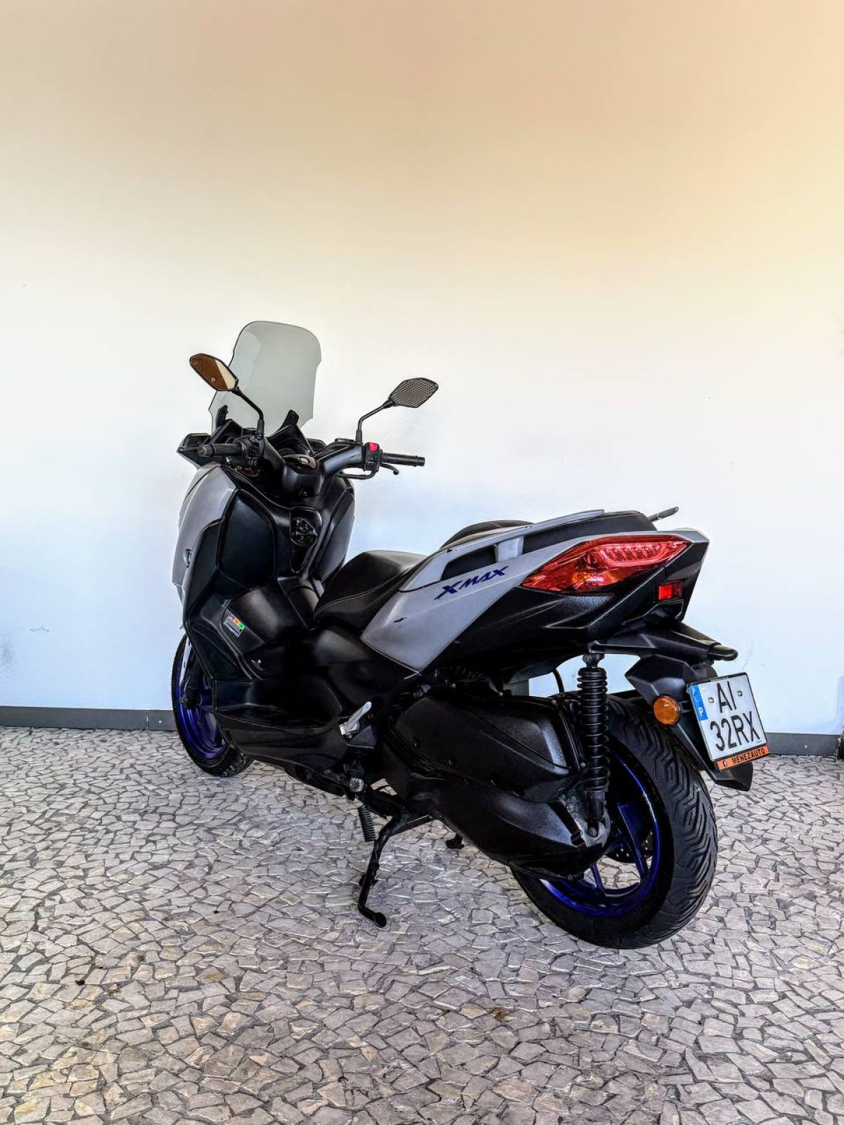 Thumbnail 6 - Yamaha XSR 900