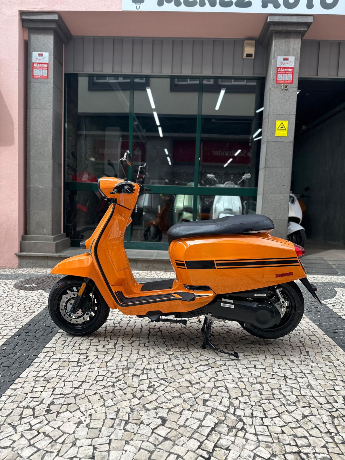 Thumbnail 3 - Lambretta V125 Special