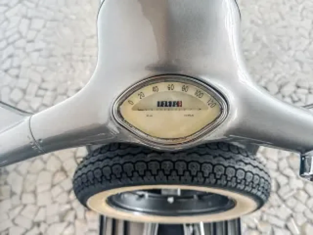 Thumbnail 10 - Vespa 150