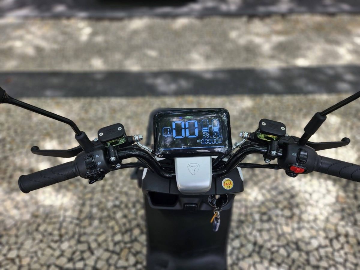 Thumbnail 7 - Yadea Y1S