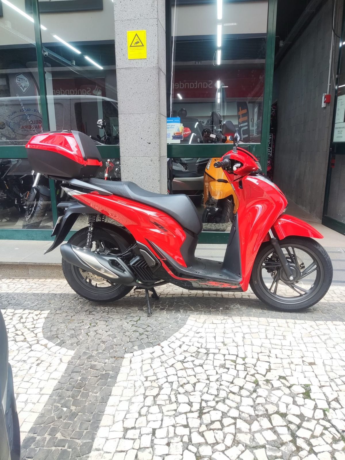 Thumbnail 6 - Honda SH1