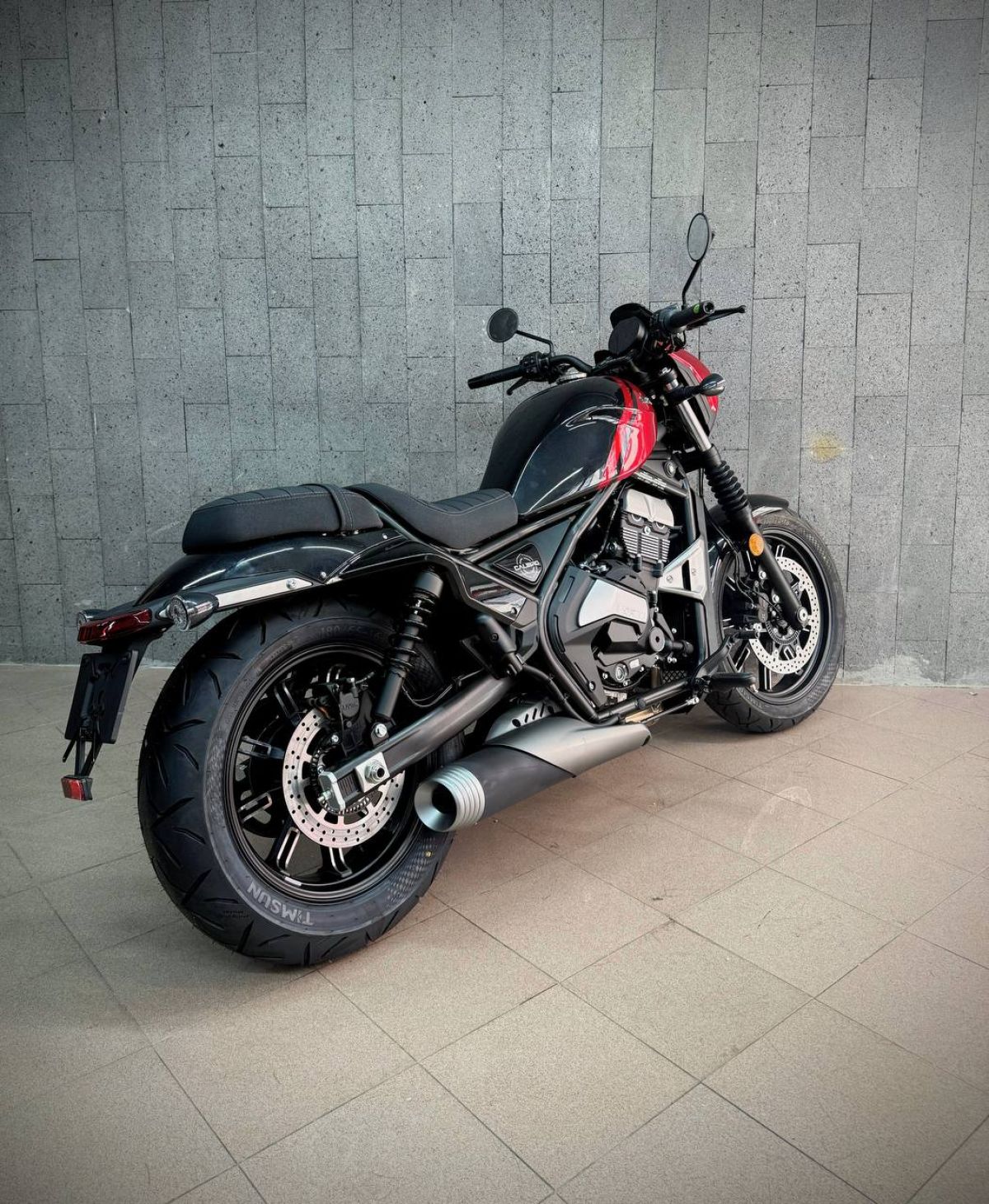 Thumbnail 2 - Moto Morini Calibro