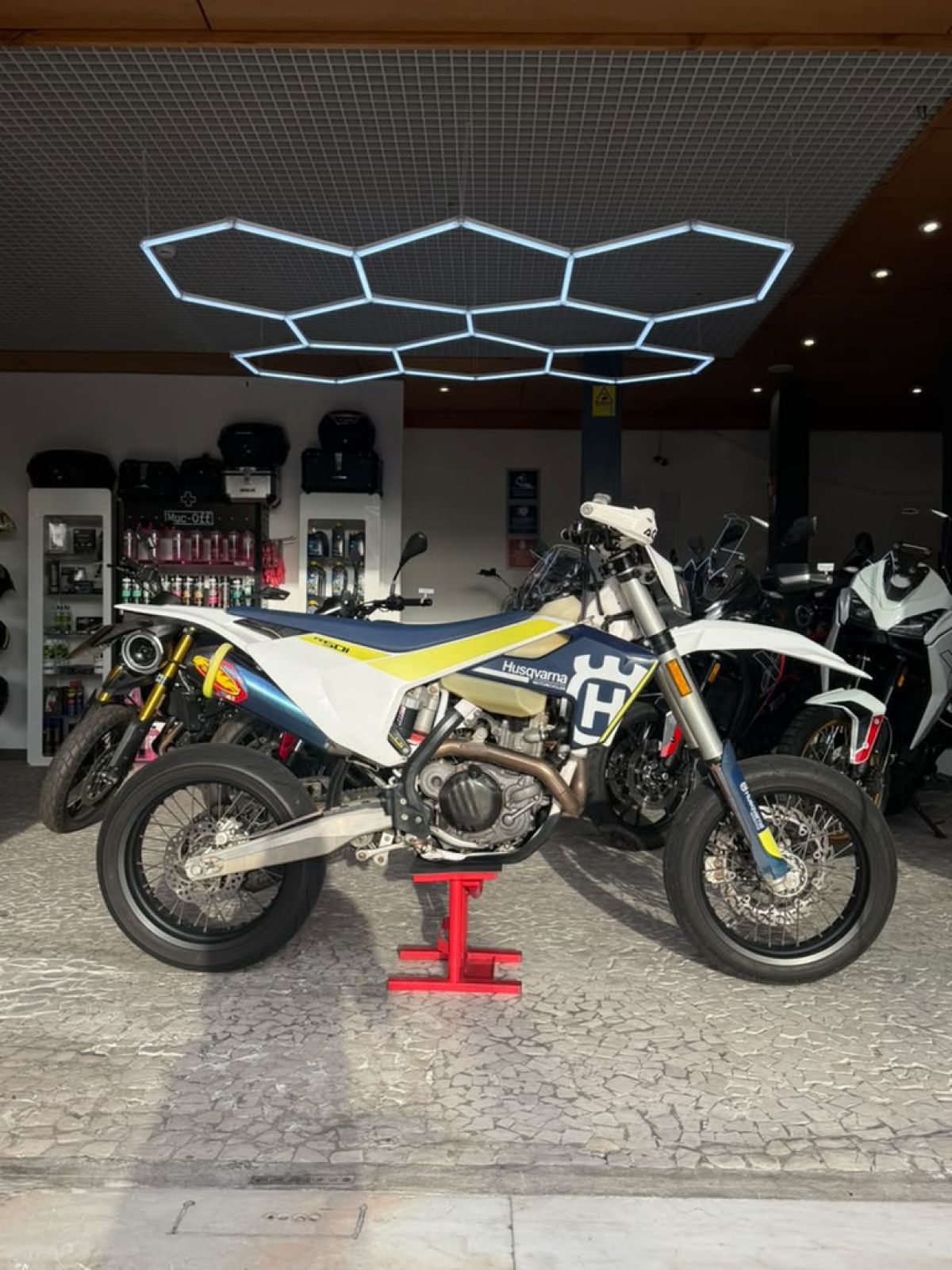 Thumbnail 5 - Husqvarna FE501