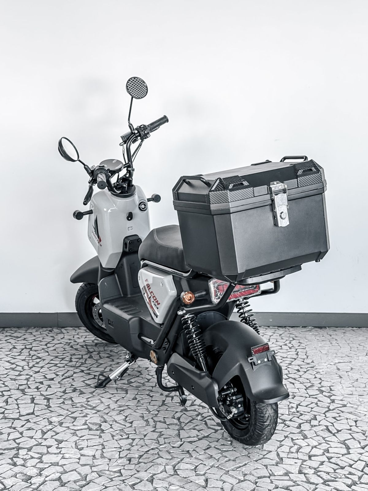 Thumbnail 3 - Vortex Falcon