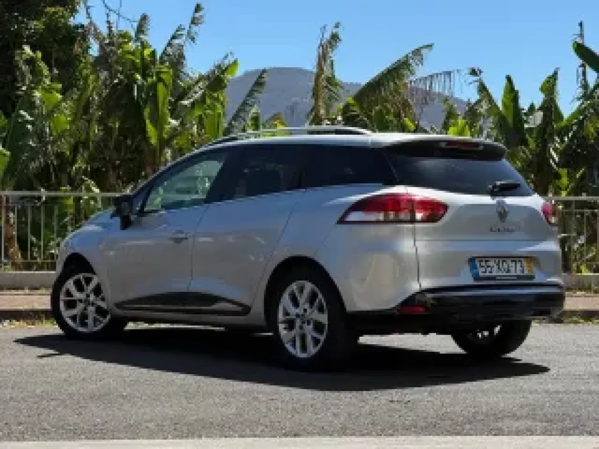 Thumbnail 10 - Renault Clio